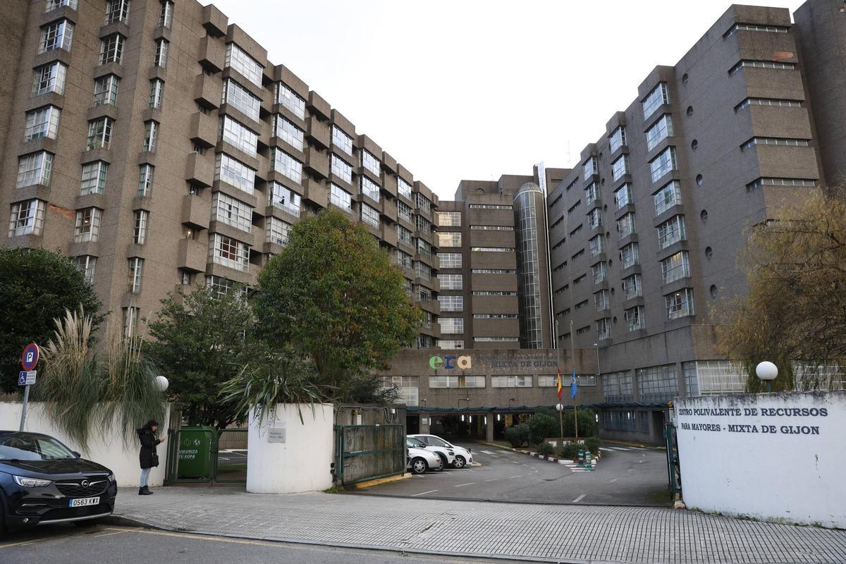 Los preparativos para la obra de la residencia Mixta de Gijón, en imágenes