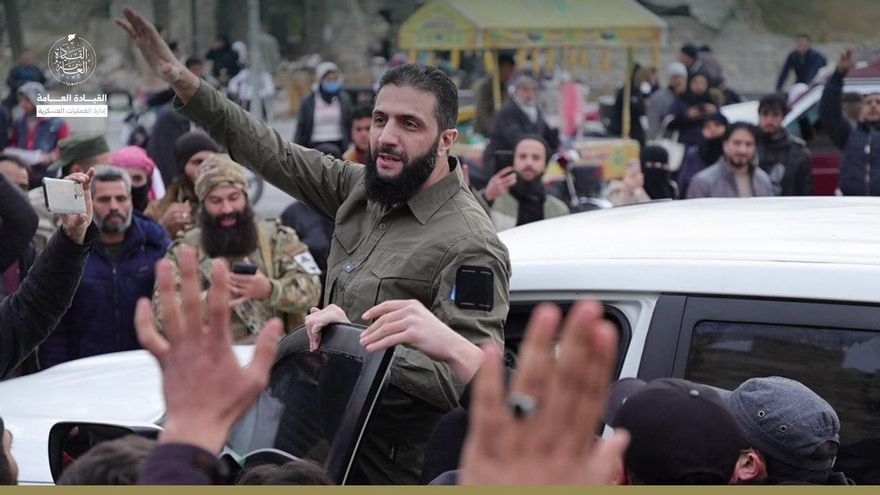 Los rebeldes capturan Hama y siguen con su ofensiva hacia la capital de Siria