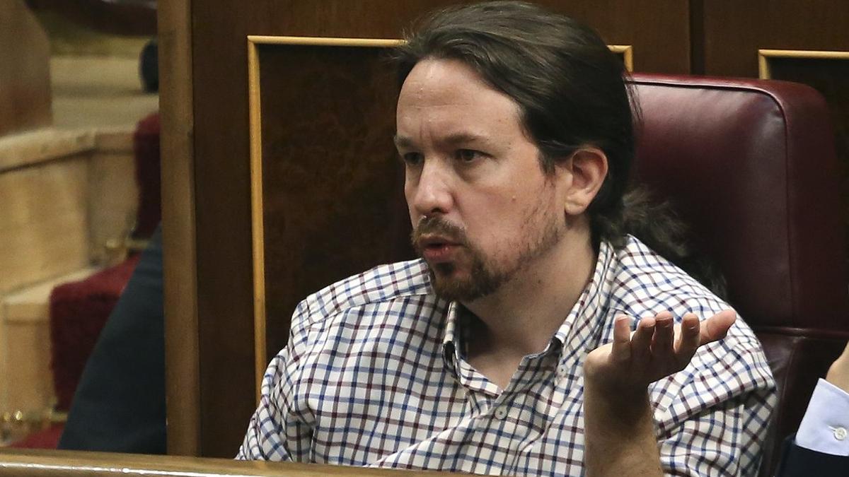 Pablo Iglesias, en su escaño en el Congreso.