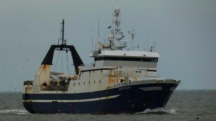 Iberconsa amplía su flota con el arrastrero «Santa Princesa»