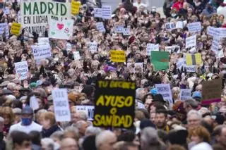 La Marea Blanca reúne a 30.000 personas en Madrid para protestar contra los “recortes” en sanidad