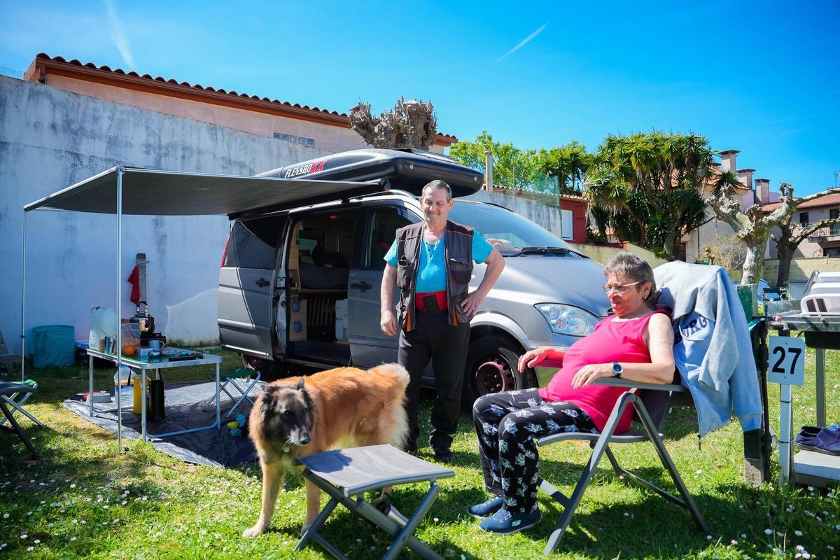 Esta mañana, en el camping de Canido, una pareja que acaba de llegar desde Hamburgo para pasar 30 días en Vigo.