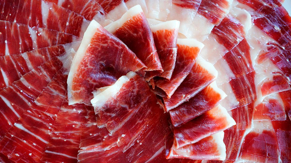 Cena de Navidad 2022: Este es el jamón que más ha bajado el precio según la OCU