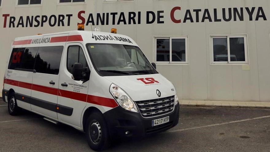 Metges i infermeres demanen un canvi en la gestió del transport sanitari