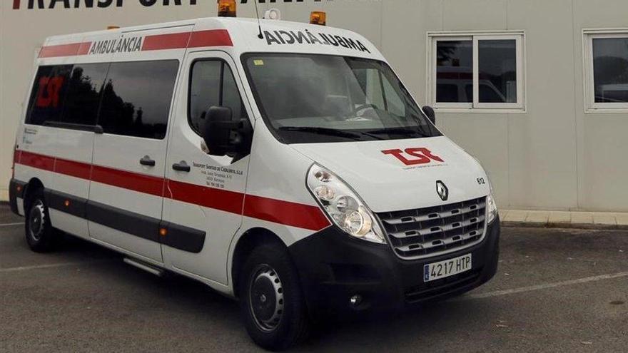 Una ambulància de transport sanitari no urgent, en una foto d'arxiu.