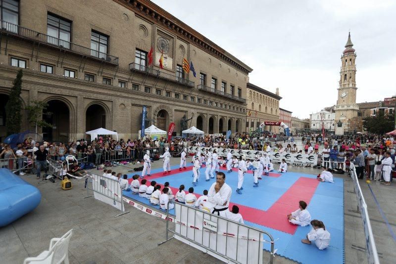 Deporte en la calle en la Plaza del Pilar