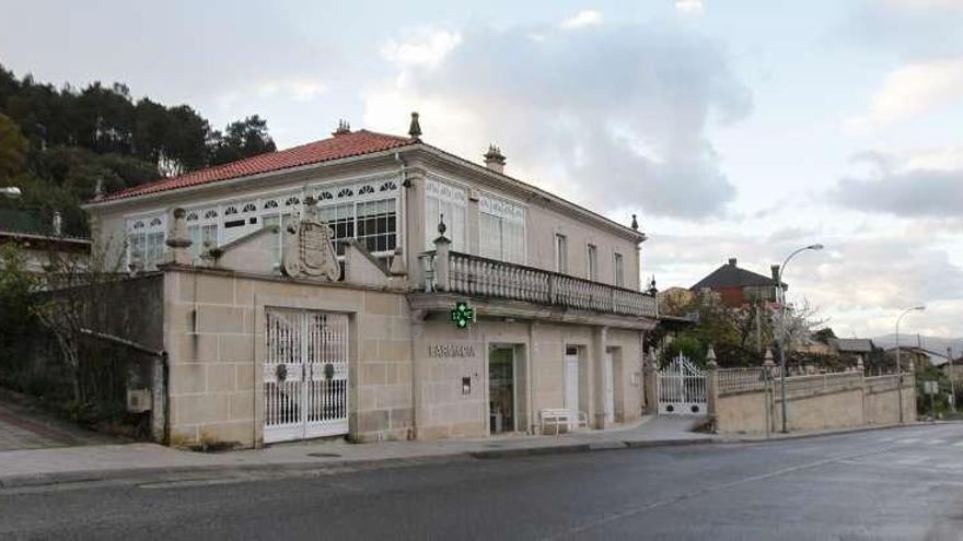 Vivienda del alcalde de Barbadás.  // J. Regal