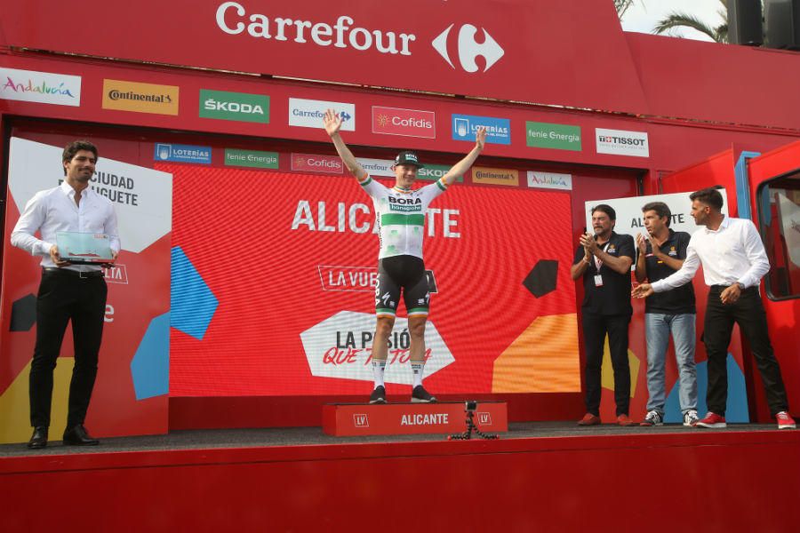 Llegada a Alicante de la tercera etapa de la Vuelta