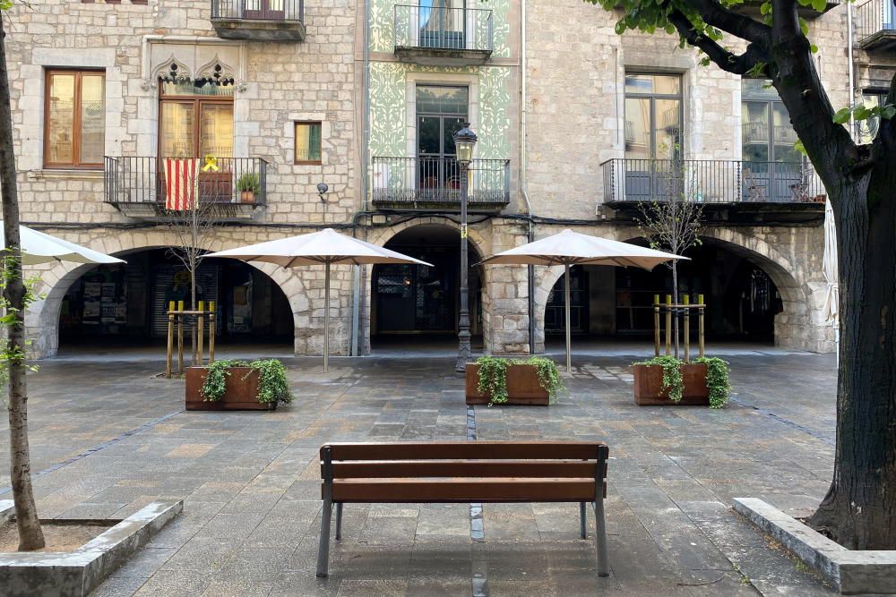 La Rambla buida, avui dia de Sant Jordi