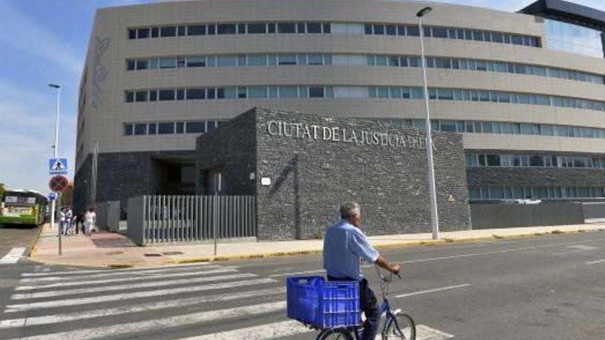 La Ciudad de la Justicia de Elche, donde se celebró el juicio inicial, en una imagen de archivo.