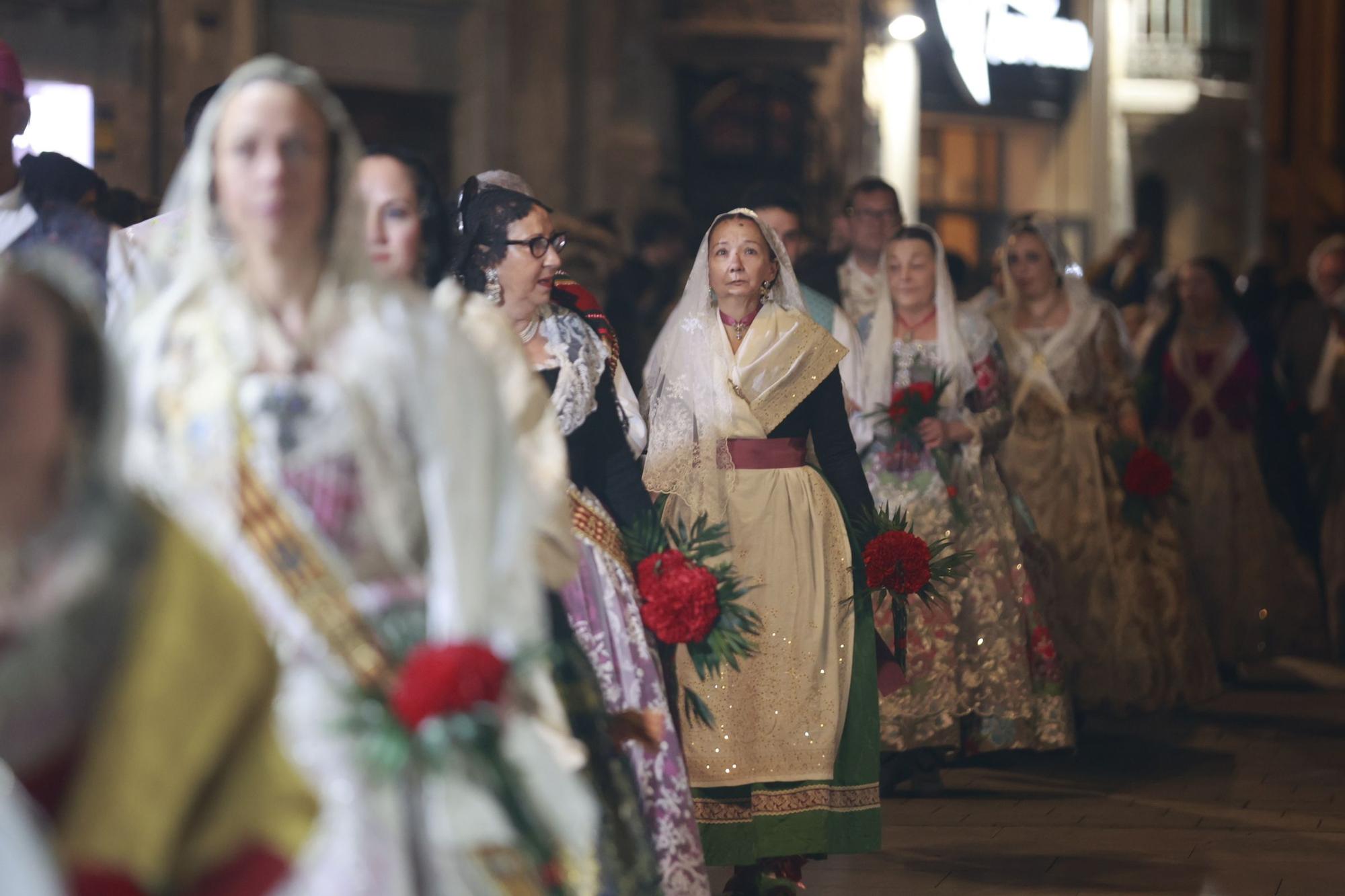 Búscate en el segundo día de ofrenda por la calle Quart (entre las 19:00 a las 20:00 horas)