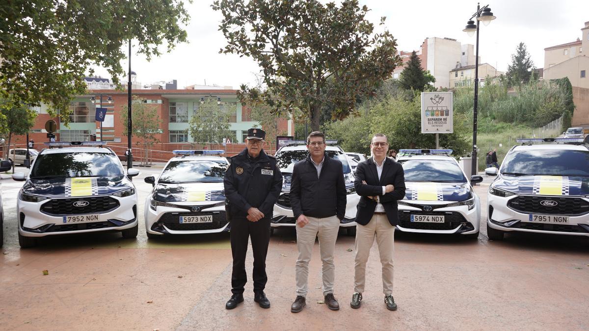El Ayuntamiento de Ontinyent ha presentado este jueves la nueva flota de vehículos de la Policía Local.