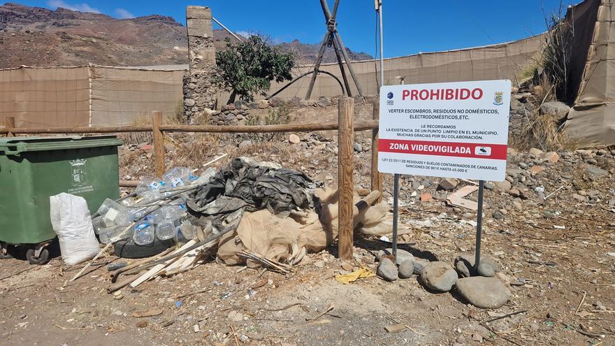 El Ayuntamiento de La Aldea localiza a las personas que depositaron vertidos en espacios naturales del municipio