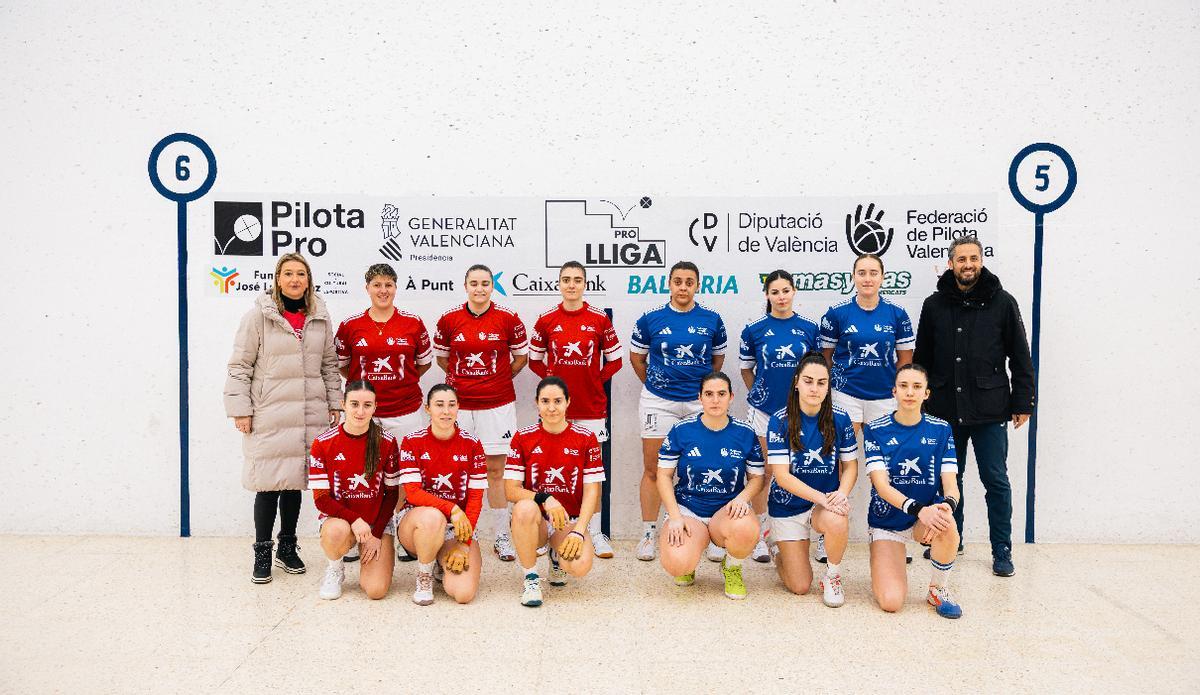 Lliga CaixaBank de raspall femení al trinquet d'Alcàsser.