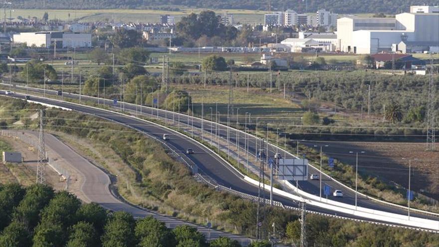 El movimiento ciudadano considera «urgente» terminar la variante Oeste