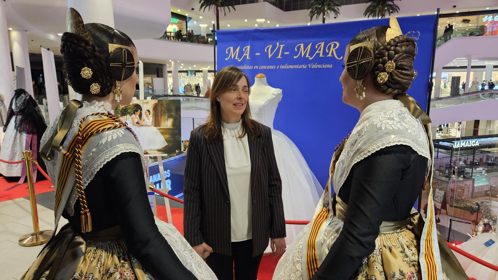 Indumentaria en las Fallas del Centro Comercial El Saler