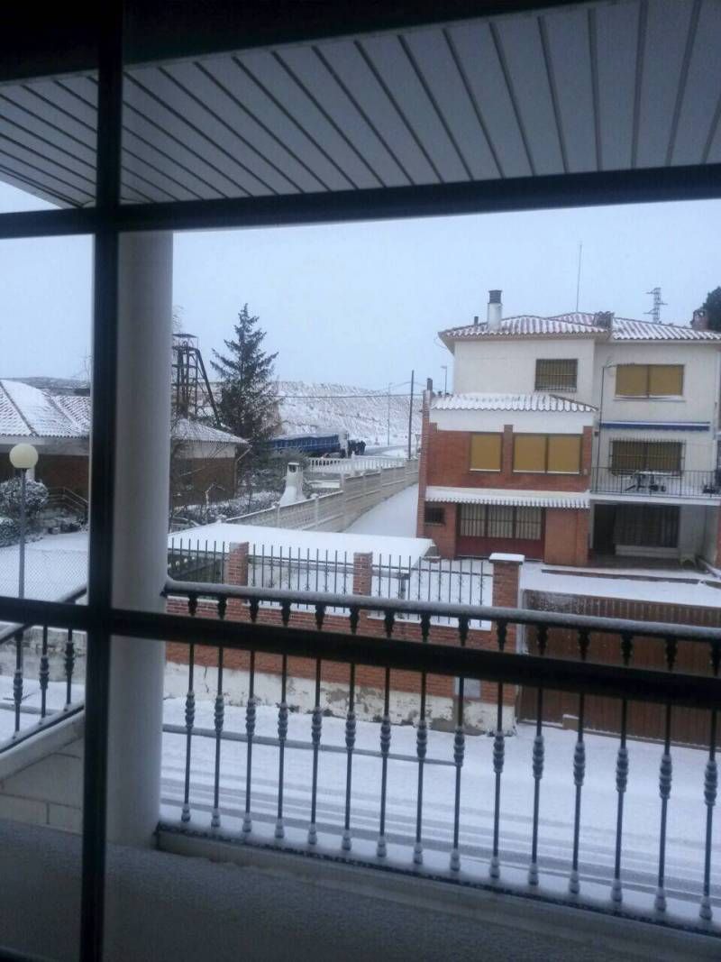 Fotogalería: Un manto blanco cubre gran parte de Aragón