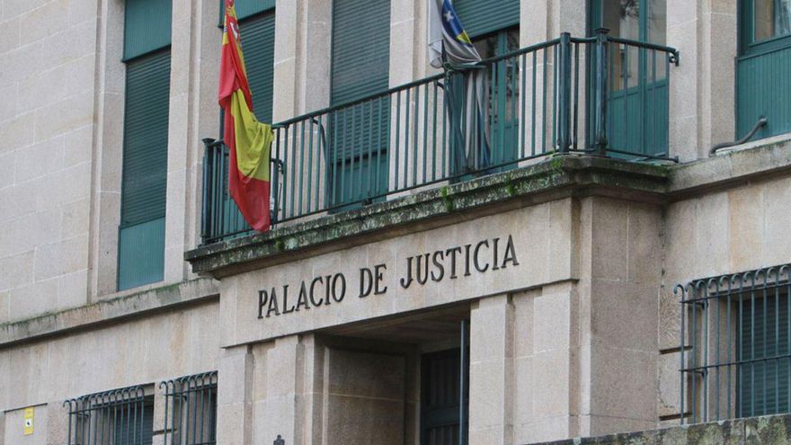 La Audiencia juzga a seis acusados de distribuir droga en patinete y taxi durante el confinamiento