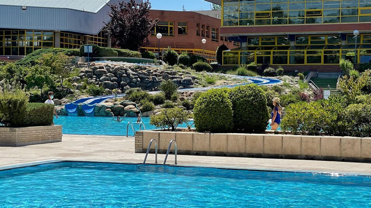 La piscina con toboganes a media hora del centro de Madrid