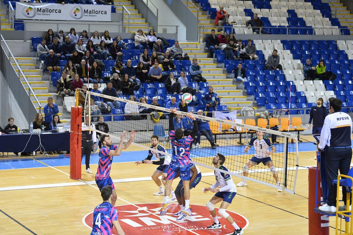 Maxi Scarpin, central argentino del Léleman Conqueridor Valencia, ha sido incluido en el septeto ideal de la jornada 17 de la Superliga de voleibol masculina.