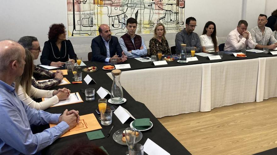 Algunes de les persones participants en la segona trobada de «Networking a l’Aprenent». | LEVANTE-EMV