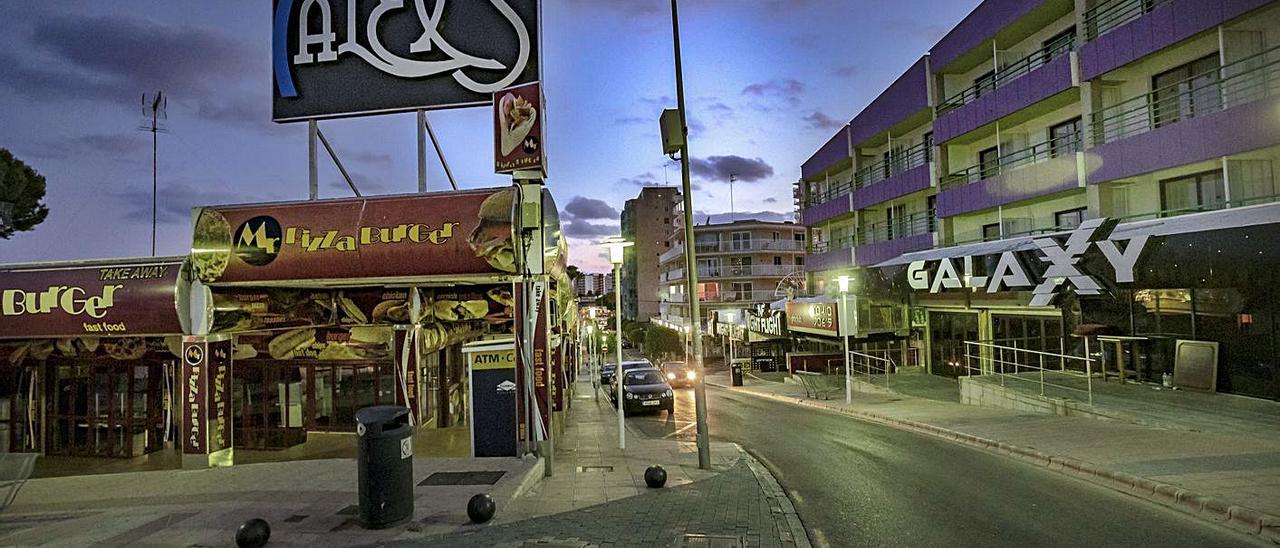 El sector del ocio nocturno lleva casi un año sin poder desarrollar su actividad.