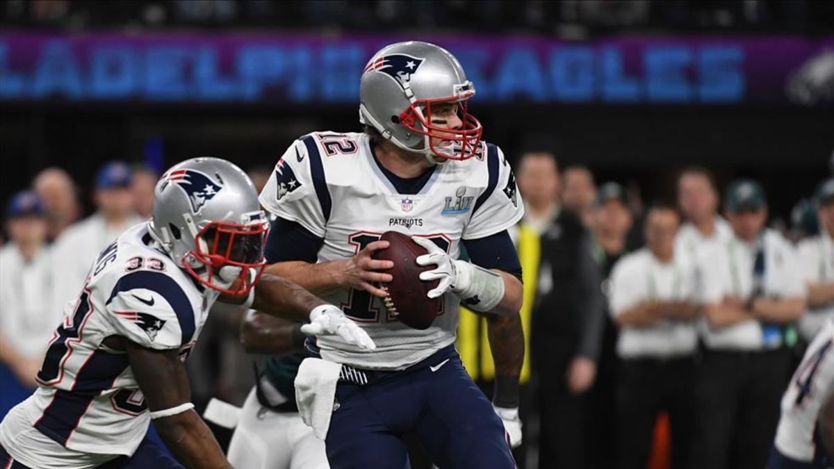 Brady se siente con ánimo para seguir jugando en la NFL