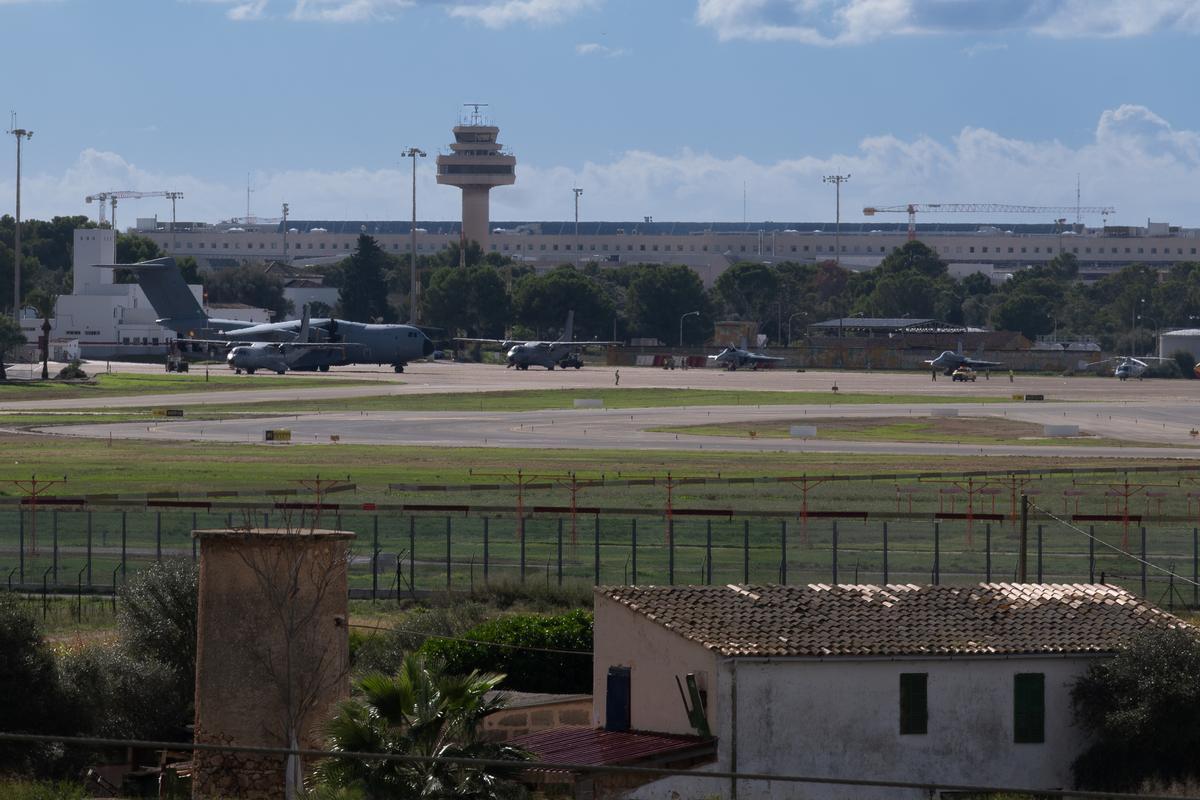 Los aviones del Ejército del Aire que participarán en la exhibición ya están en la base aérea de Son Sant Joan