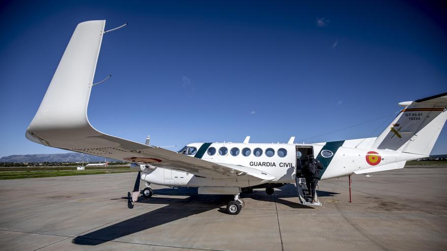 Así es el avión ligero de la Guardia Civil para prevenir la llegada de pateras y el tráfico de drogas