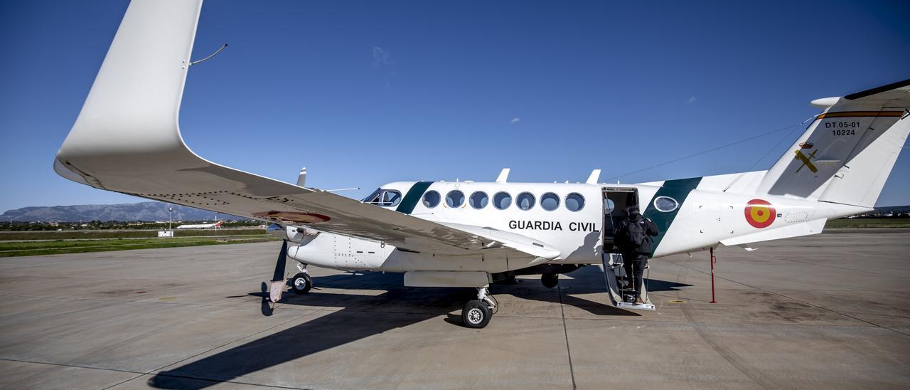 Así es el avión ligero de la Guardia Civil para prevenir la llegada de pateras y el tráfico de drogas