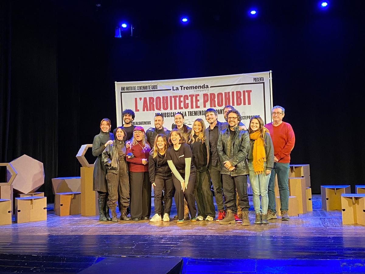 La obra se estrenará el 31 de enero en el teatro del Ateneu Unió de la Colònia Güell y posteriormente ofrecerá 34 funciones más en escenarios de la Xarxa de Teatres d’Ateneus de Catalunya (XTAC).