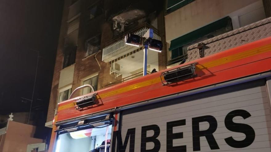 El incendio mortal en Port de Sagunt ocurrió en la tercera planta de un edificio.