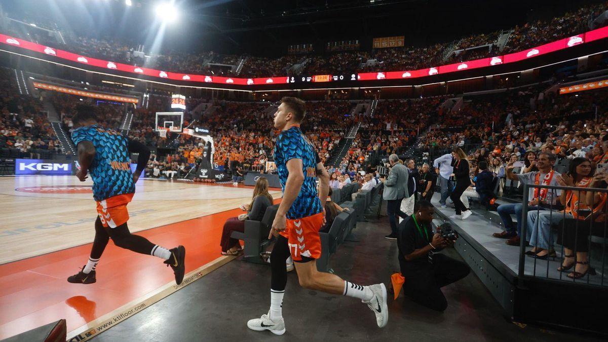 Mucha emoción en la inauguración del Roig Arena