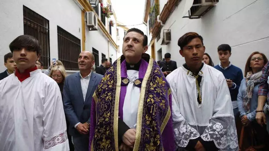 El pundonor de un cortejo que sufrió todo un calvario