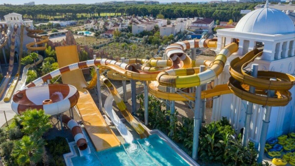 Imagen de un parque acuático similar al que habrá en Casar de Cáceres.