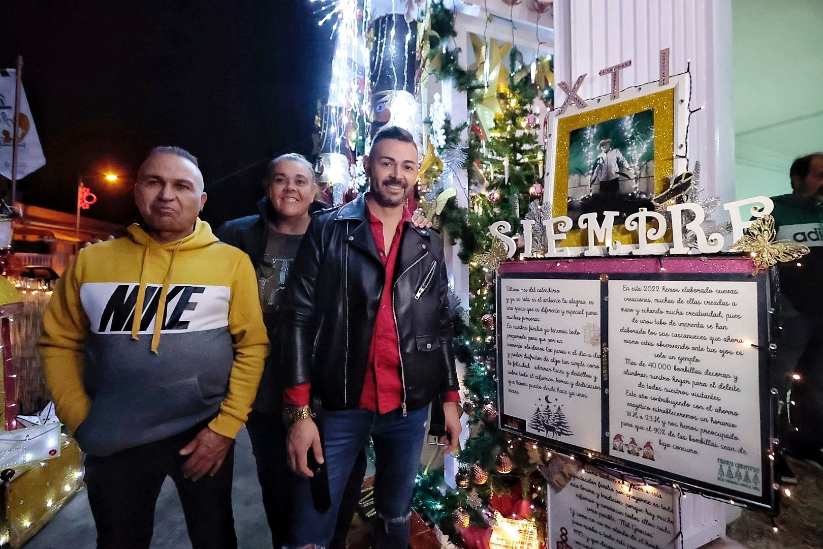 Casa con iluminación navideña en El Boquerón