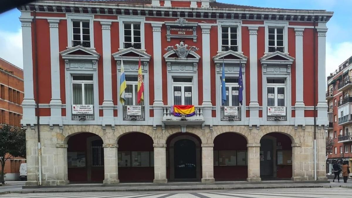 El Ayuntamiento de Mieres.