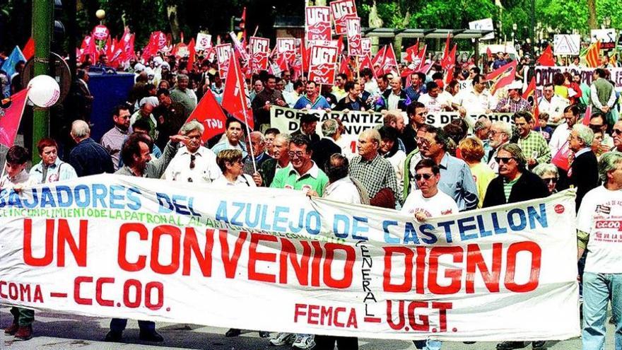 Los sindicatos fijan la protesta por 
el convenio del azulejo para el día 22