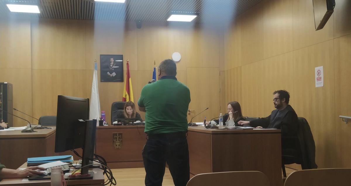 El acusado, declarando en el Juzgado de lo Penal 2 de Ourense. | FDV