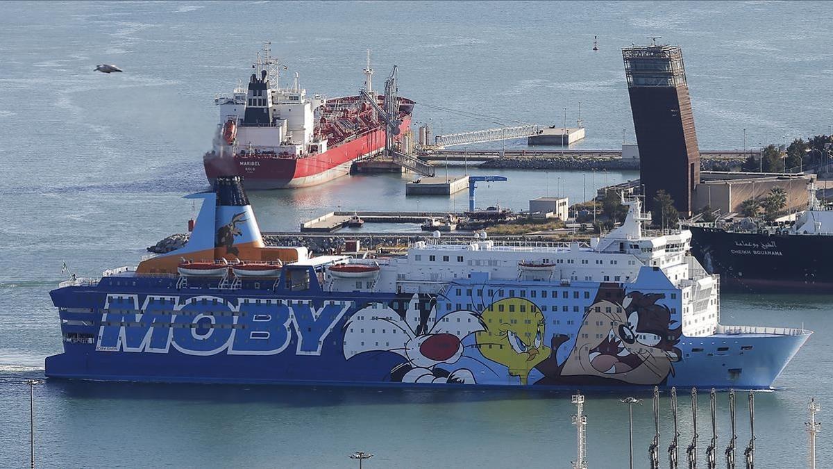 El barco 'Moby Dada' con las imágenes de los personajes de dibujos animados.