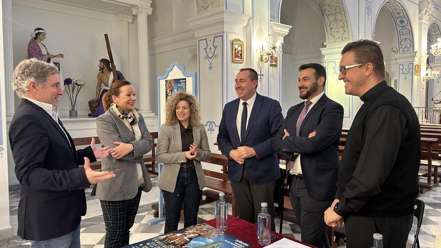 Cox presenta la "histórica" peregrinación jubilar de imagen de la Virgen del Carmen a la Catedral de Orihuela