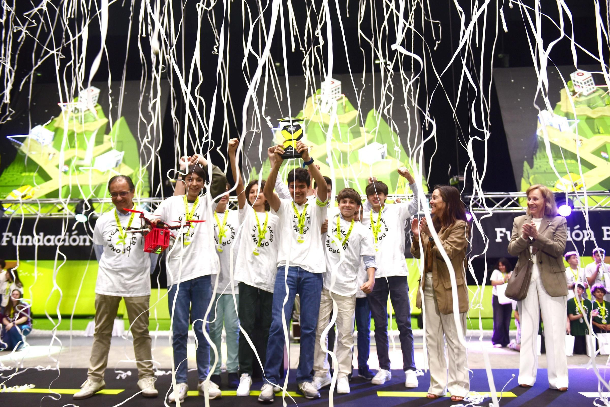 Liga Maker Drone: Abarrote en el Coliseum para un juego de altos vuelos