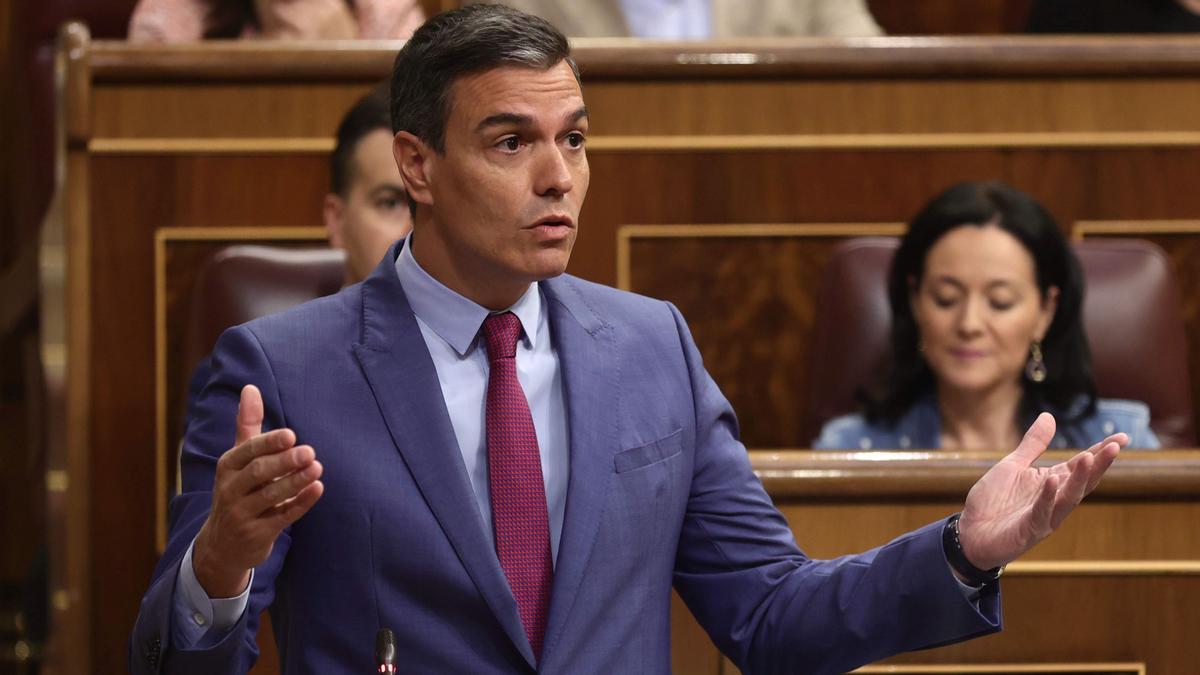 Pedro Sánchez anuncia que el IVA de la luz bajará del 10% al 5%