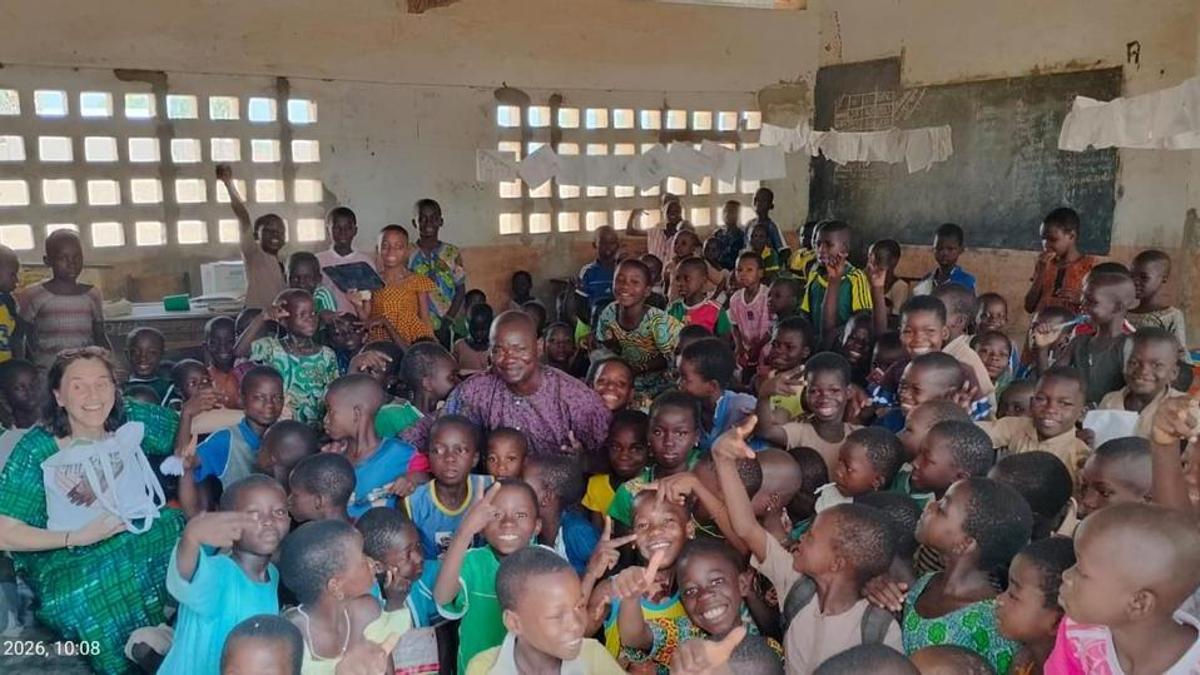 Niños y niñas beneficiados con programas de África Acoge