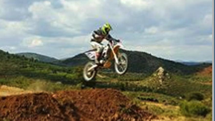 El motocross vuelve al Rincón de Ademuz 20 años después