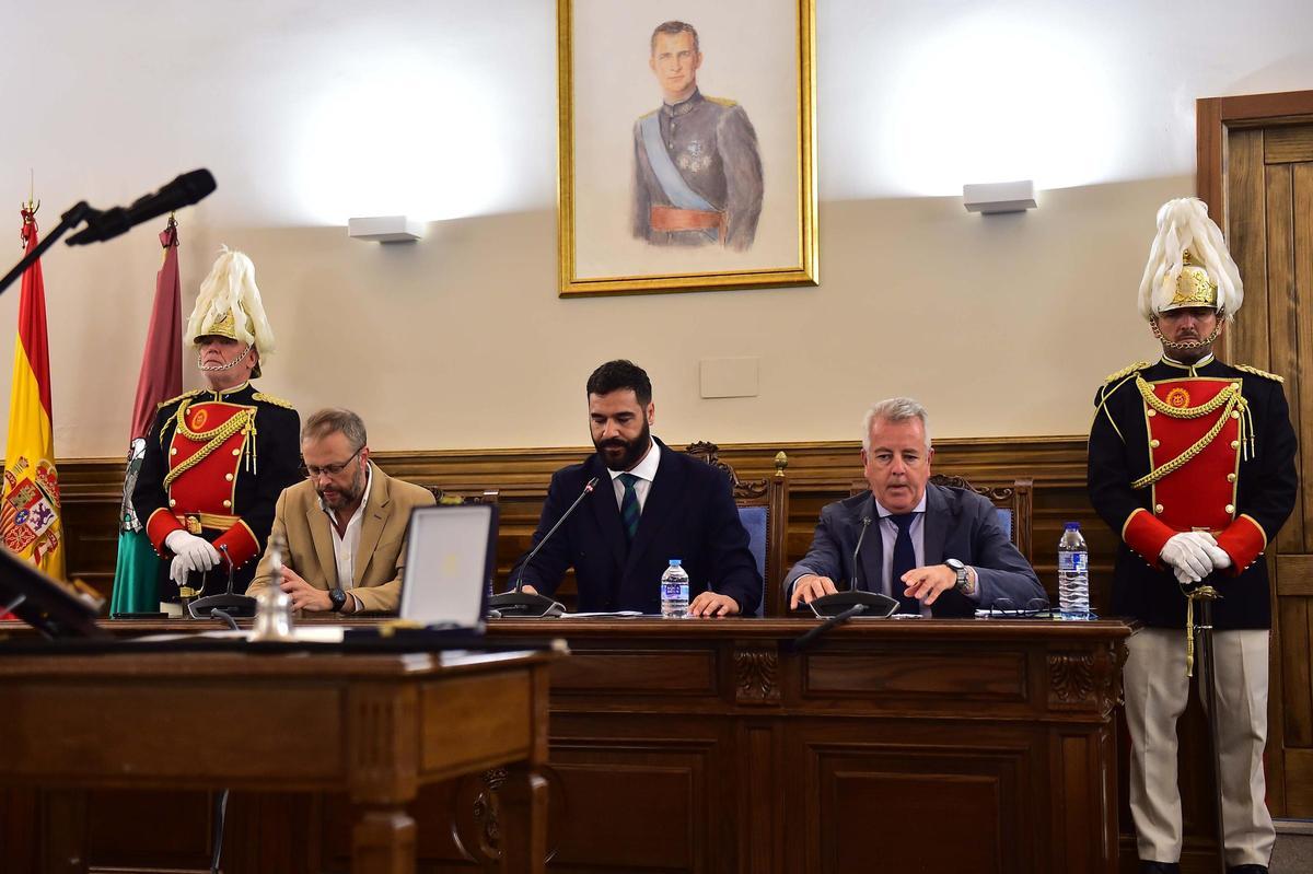 Fotogalería | Toma de posesión de David Dóniga como alcalde de Plasencia