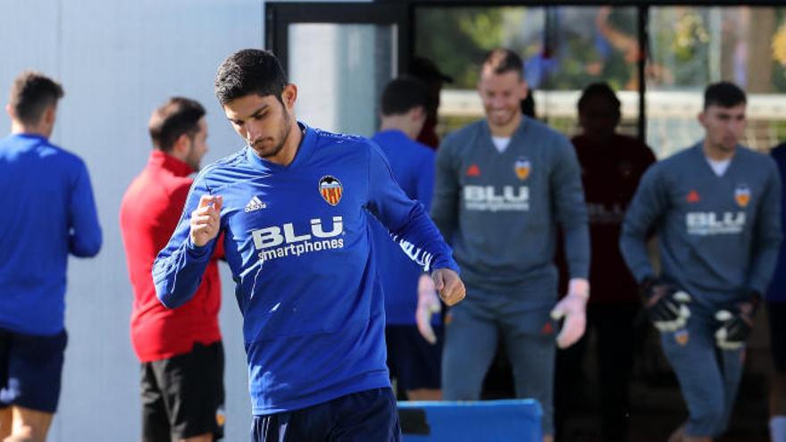 Oficial: El once del Valencia CF ante el Sevilla