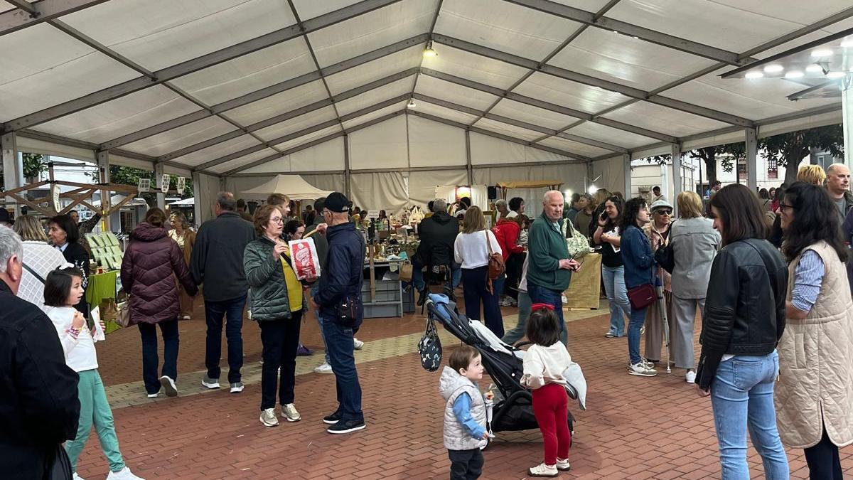 Aistentes a la pasada edición de la feria que Valdés dedica a la gastronomía.