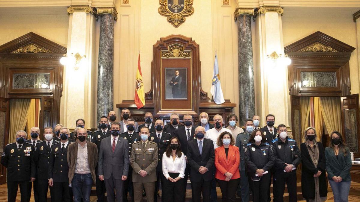 Honores para los policías locales en los 175 años del 092 | LA OPINIÓN