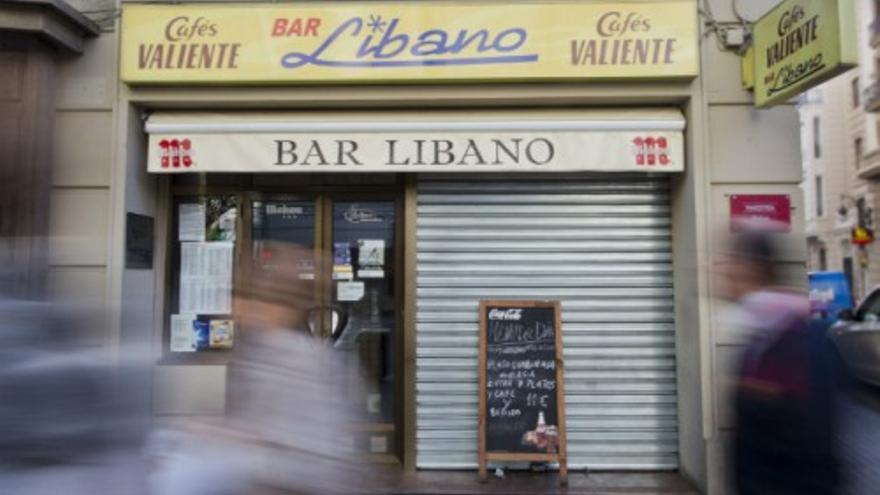 El final de las rentas antiguas acaba también con el histórico bar Líbano